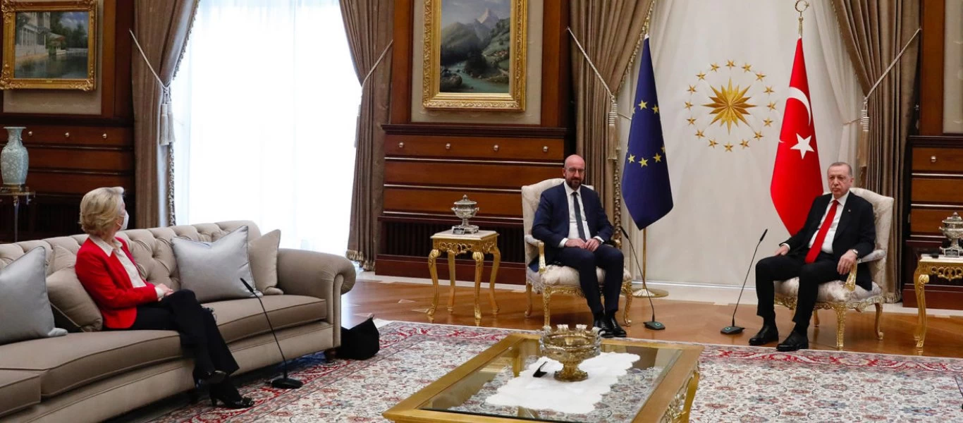 «Τρολάρει» ΕΕ η Άγκυρα: «Αυτή είναι η τουρκική φιλοξενία» - Σ.Μισέλ: «Δεν θέλαμε να δημιουργήσουμε επεισόδιο»